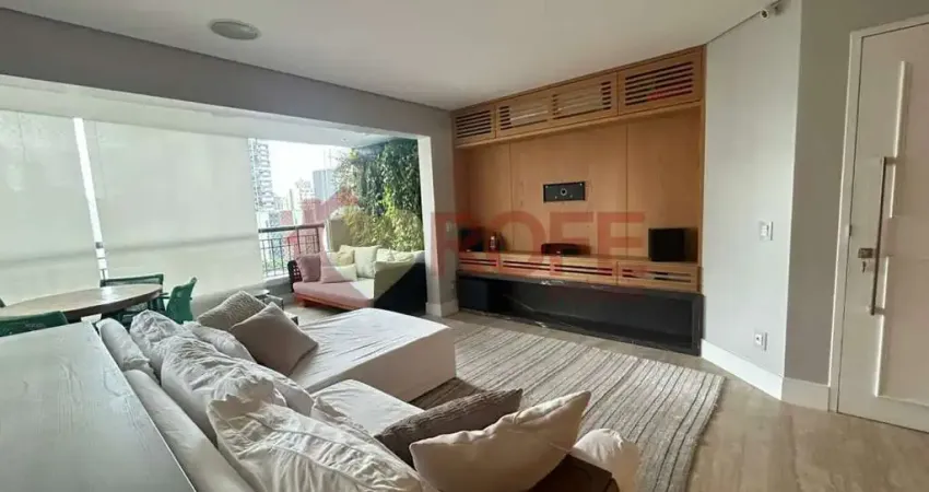 Apartamento reformado de 130m² com 3 dormitórios sendo uma suíte, lazer completo, próximo a mobile