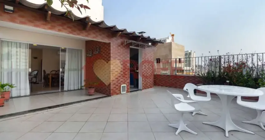 Cobertura totalmente reformada no campo belo lazer completo prédio super bem conservado localização