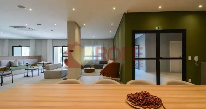 Apartamento em contrapiso à venda em condomínio moderno em Moema!