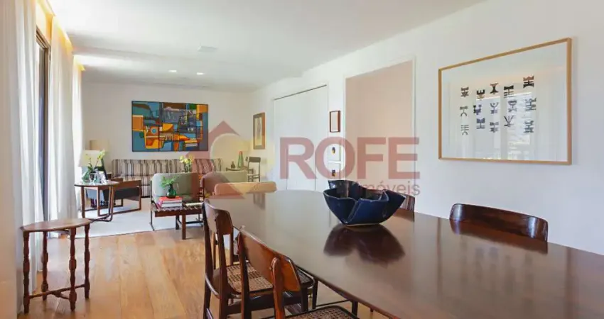 195 m² | 2 Suítes (1 Máster) | 3 Vagas | Reformado no Itaim Bibi ao lado do Parque do Povo