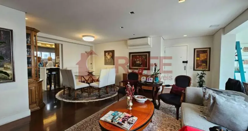 Apartamento com 3 dormitórios, sendo 2 suítes, 2 vagas e com 108m² - Moema