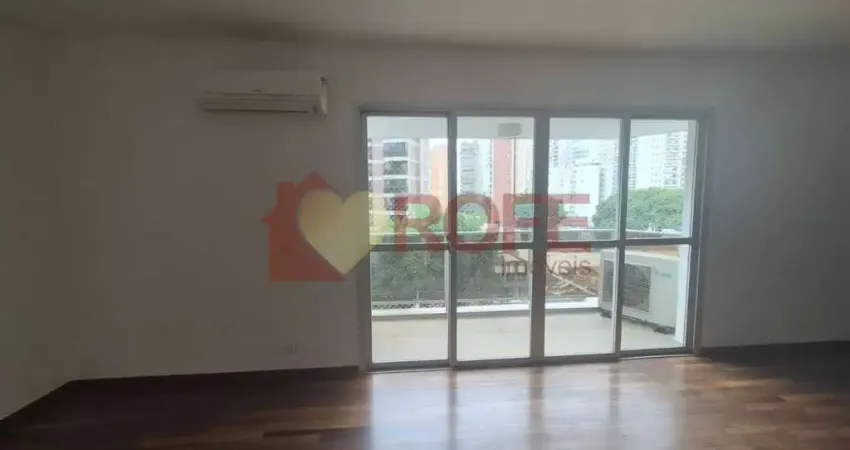 Vila Nova Conceição - 140 m² a 600 m do Ibirapuera, 3 vagas e infraestrutura completa