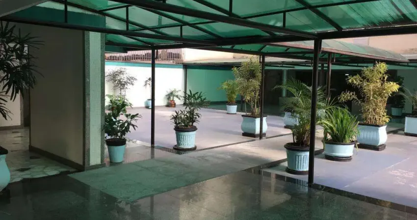 Apartamento com 2 dormitórios à venda, 65 m² por R$ 590.000,00 - Icaraí - Niterói/RJ