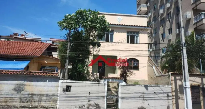 Casa com 2 dormitórios à venda, 380 m² por R$ 800.000,00 - Fonseca - Niterói/RJ