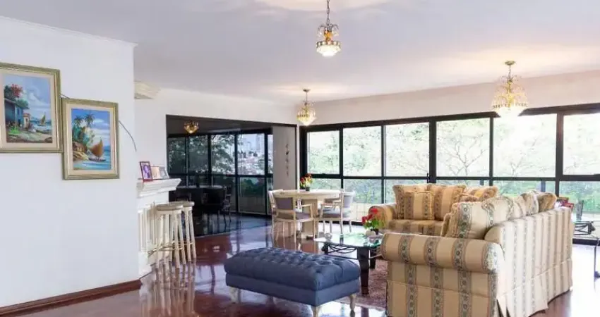 Apto de alto padrão de 380m2, 4 suites, 4 vagas, no Jardim Saúde, SP