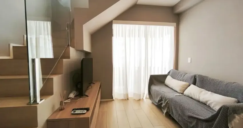 Apto Duplex mobiliado, 44m2, 1 dorm, 1 banheiro na Alameda França,SP