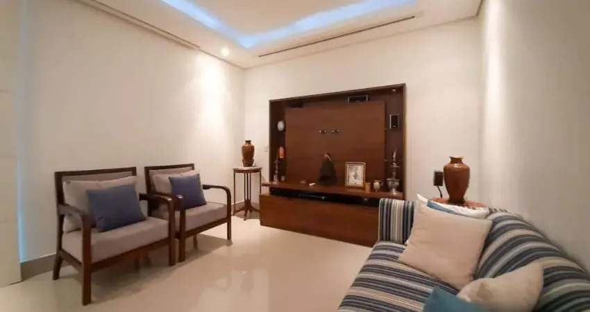 Casa à venda no Condomínio Villa Lombarda em Valinhos/SP