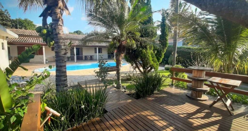 Chácara / sítio com 3 quartos à venda na Rua Arcanjo de Oliveira, --, Pinheirinho, Vinhedo