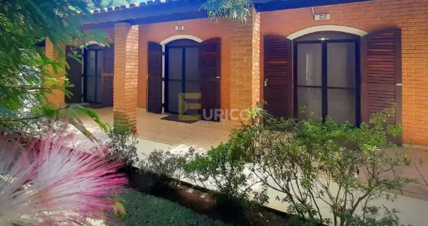 Casa à venda no Condomínio Vale da Santa Fé em Vinhedo/SP