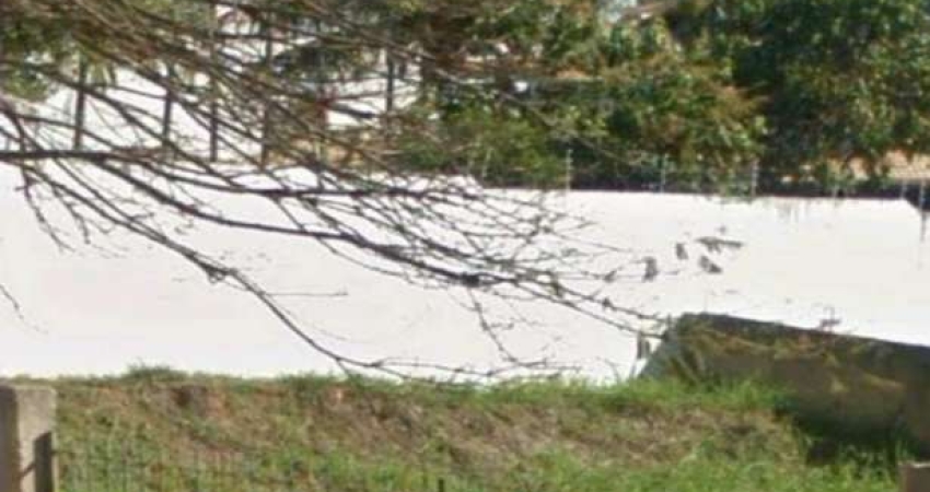 Terreno à venda no LOTEAMENTO SHANGRILÁ em Valinhos/SP