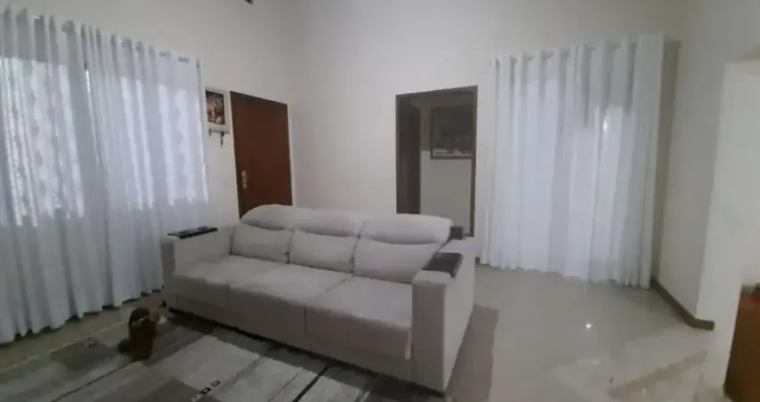 Casa à venda no RESIDENCIAL SANTA MARIA em Valinhos/SP