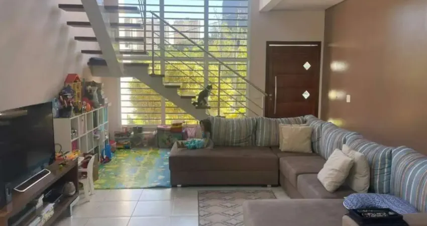 Casa à venda no Condomínio Canterville em Valinhos/SP