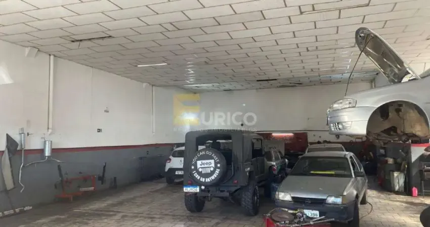 Barracão / Galpão / Depósito à venda na Rua Treze de Maio, --, Vila Olivo, Valinhos