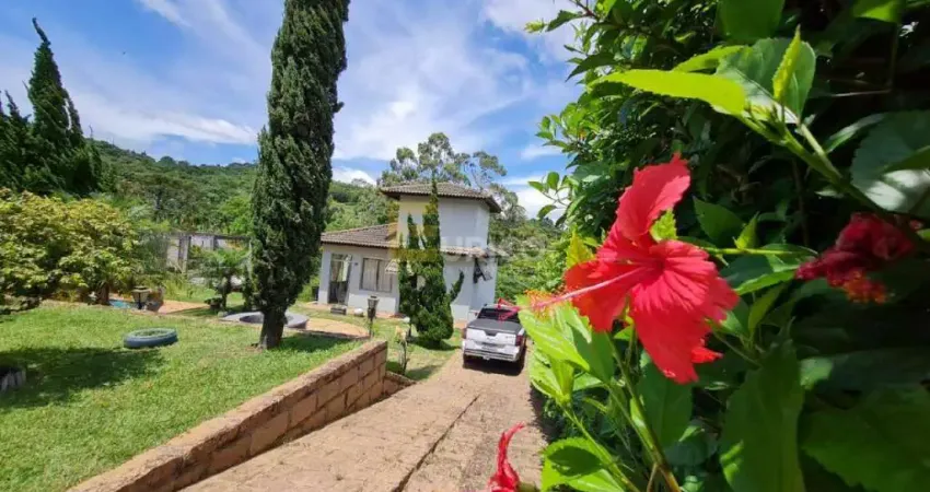 Casa em condomínio à venda no Condomínio Vale da Santa Fé em Vinhedo/SP