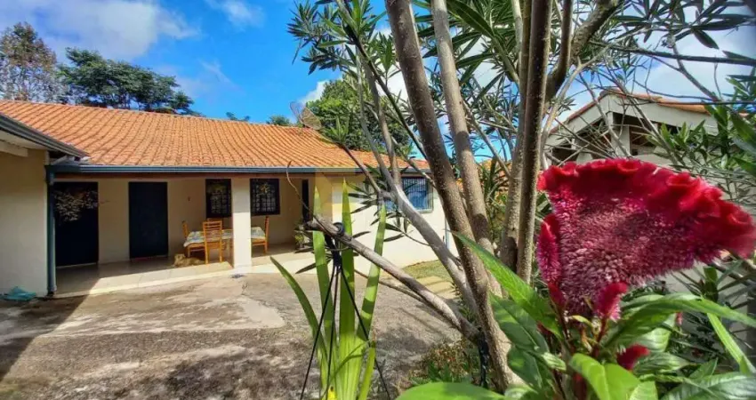 Casa a venda com 03 quartos - Bairro Caixa D´Agua em Vinhedo/SP