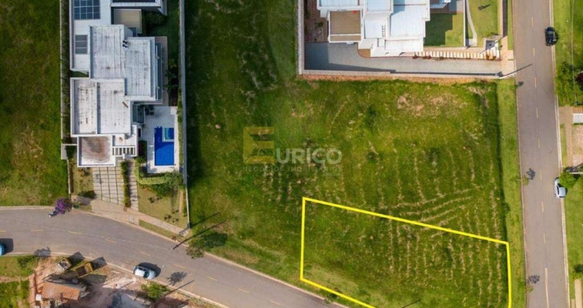 Lote residencial de esquina com metragem diferenciada e excelente localização!