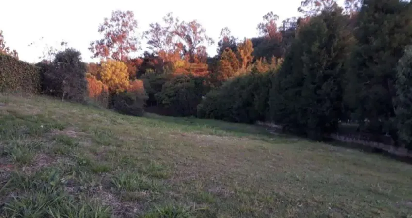 Terreno a venda no condomínio Vila Hípica I na região de Vinhedo/SP