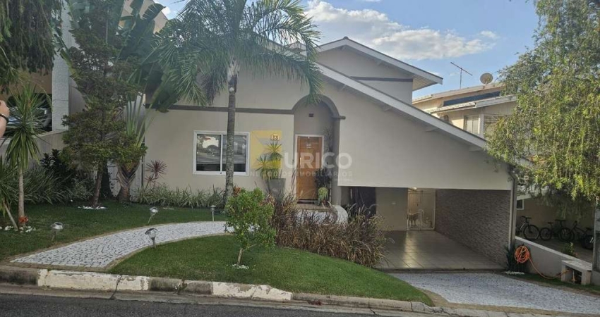 Casa em Condomínio à Venda no Condomínio Recanto dos Paturis na Cidade de Vinhedo/SP