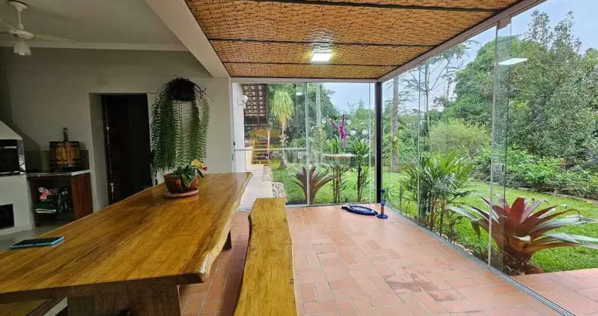 Casa a venda com 03 suites - Condomínio Delle Stelle em Louveira