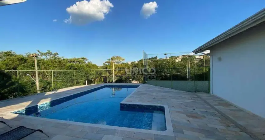 Casa térrea com vista para o lago no Cond. Vista Alegre- Vinhedo/SP.
