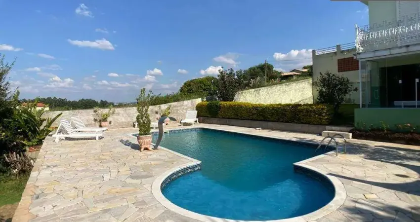 Casa em condomínio à venda no Condomínio Recanto Florido em Vinhedo/SP