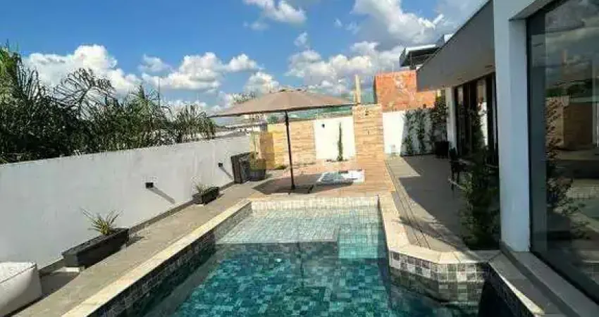 Casa de Alto Padrão à Venda no Condomínio Reserva Santa Isabel - Fase 1- Louveira SP