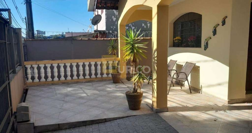 Excelente casa em um ótimo Ponto Comercial para venda em Vinhedo/SP