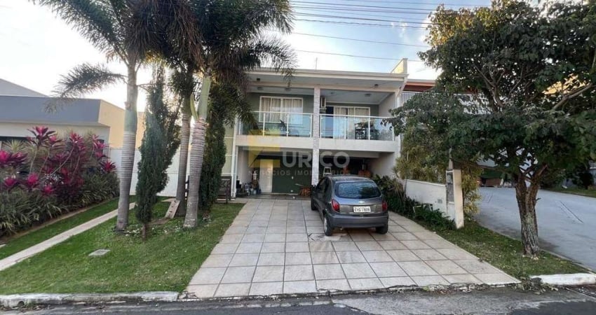 Casa à venda no Condomínio Bosque dos Cambarás em Valinhos/SP