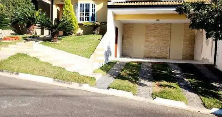 Casa para locação no condomínio mais desejado da cidade!