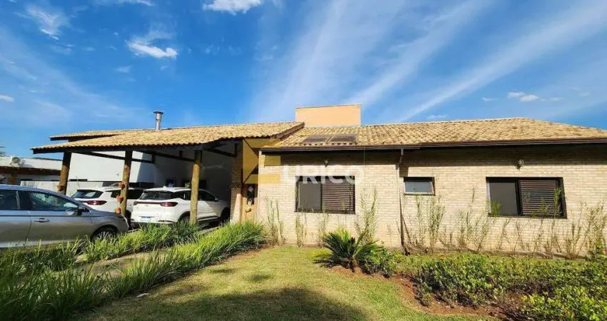 Casa em condomínio à venda no village ipanema i em araçoiaba da serra/sp