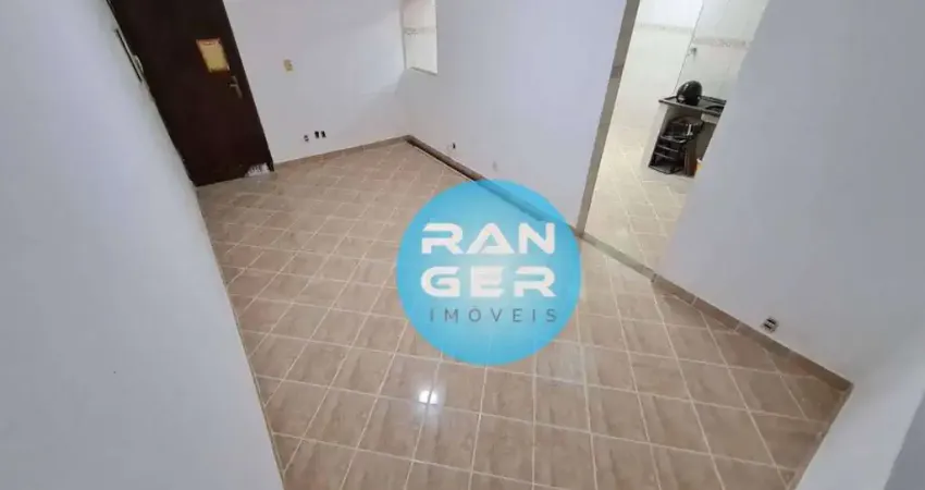 Apartamento com 2 dormitórios à venda, 74 m² por R$ 350.000,00 - Gonzaga - Santos/SP