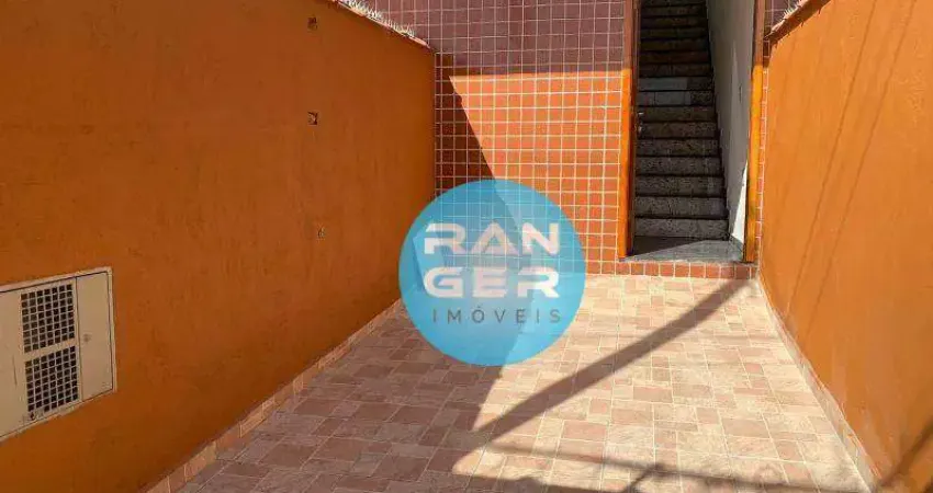 Casa com 2 dormitórios à venda, 72 m² por R$ 315.000,00 - Chico de Paula - Santos/SP