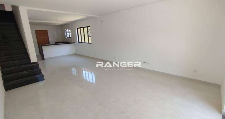 Casa com 3 dormitórios à venda, 220 m² por R$ 1.723.000,00 - Embaré - Santos/SP