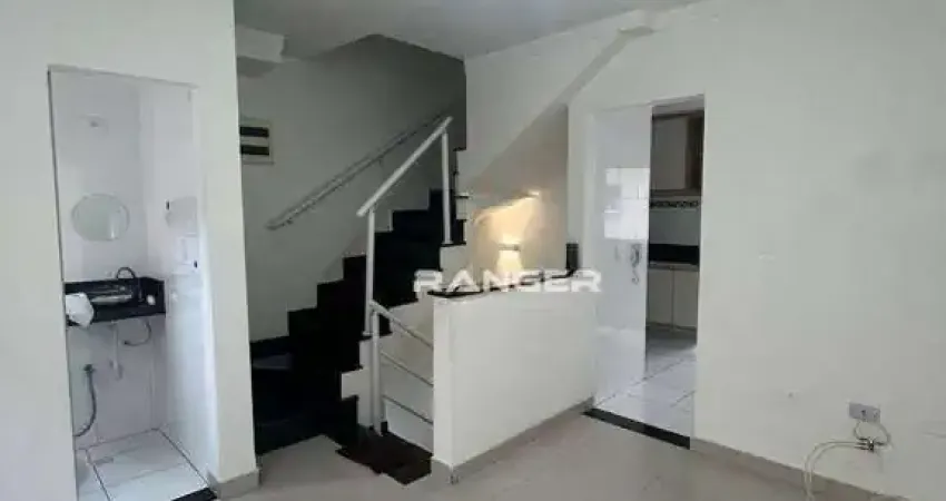 Tríplex com 2 dormitórios à venda, 87 m² por R$ 404.000 - Vila São Jorge - Santos/SP