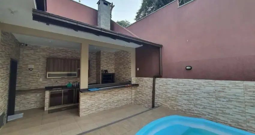 Casa para Venda em Florianópolis, Capoeiras, 3 dormitórios, 1 suíte, 2 banheiros, 2 vagas