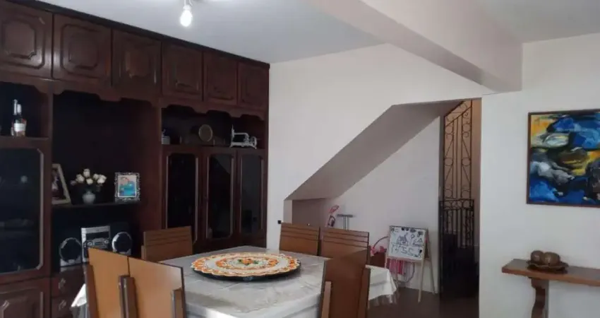 Casa para Venda em Florianópolis, Coqueiros, 7 dormitórios, 2 suítes, 5 banheiros, 4 vagas