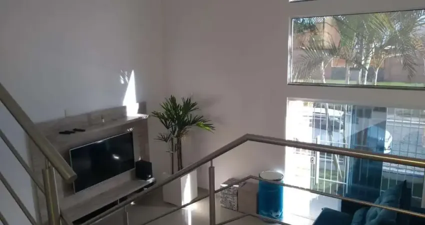 Casa para Venda em Florianópolis, Carianos, 4 dormitórios, 1 suíte, 3 banheiros, 4 vagas