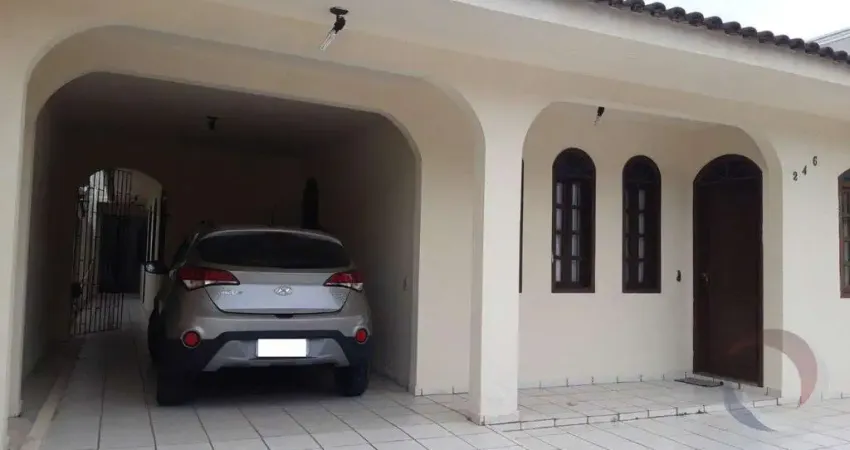 Casa para Venda em Florianópolis, Saco Dos Limões, 7 dormitórios, 1 suíte, 6 banheiros, 3 vagas