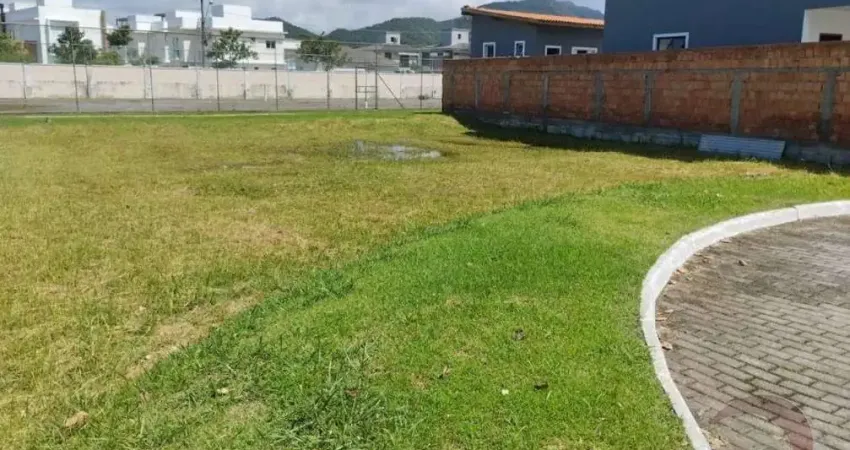 Terreno à venda na Rua Camarinhas, Campeche, Florianópolis