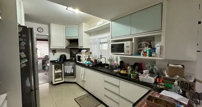 Casa para Venda em Florianópolis, Campeche, 2 dormitórios, 1 suíte, 3 banheiros, 2 vagas