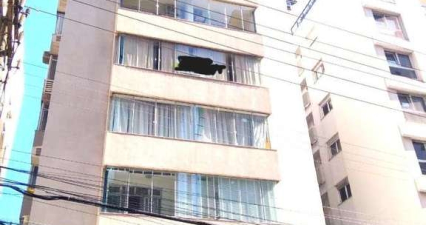 Apartamento para Venda em Florianópolis, Centro, 2 dormitórios, 1 suíte, 3 banheiros, 1 vaga