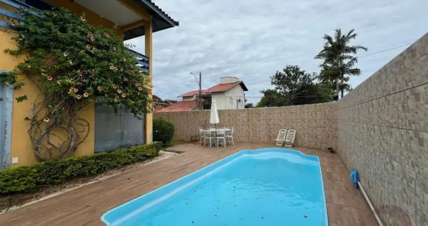 Casa para Venda em Florianópolis, Córrego Grande, 4 dormitórios, 2 suítes, 5 banheiros, 3 vagas