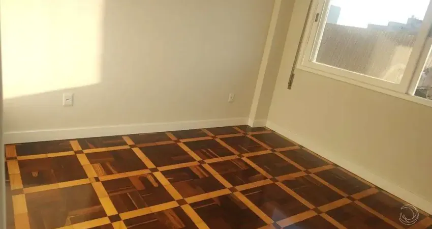 Apartamento para Venda em Florianópolis, Centro, 4 dormitórios, 1 suíte, 2 banheiros, 1 vaga