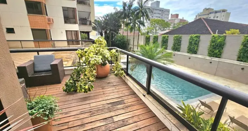 Apartamento para Venda em Florianópolis, Centro, 4 dormitórios, 1 suíte, 5 banheiros, 3 vagas