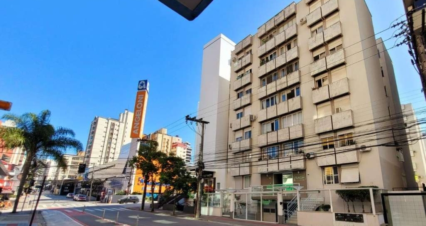 Apartamento para Venda em Florianópolis, Centro, 2 dormitórios, 1 banheiro, 1 vaga