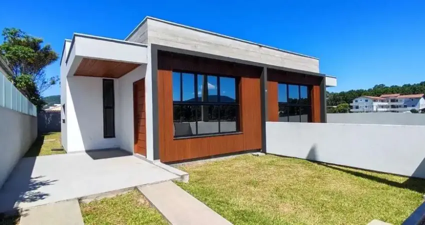Casa para Venda em Florianópolis, São João do Rio Vermelho, 3 dormitórios, 1 suíte, 2 banheiros, 2 vagas