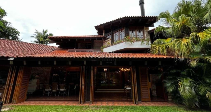 Casa para Venda em Florianópolis, Jurerê Internacional, 5 dormitórios, 1 suíte, 6 banheiros, 3 vagas