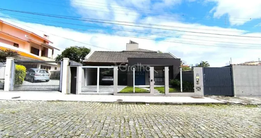 Casa para Venda em Florianópolis, Itacorubi, 5 dormitórios, 3 suítes, 5 banheiros, 3 vagas
