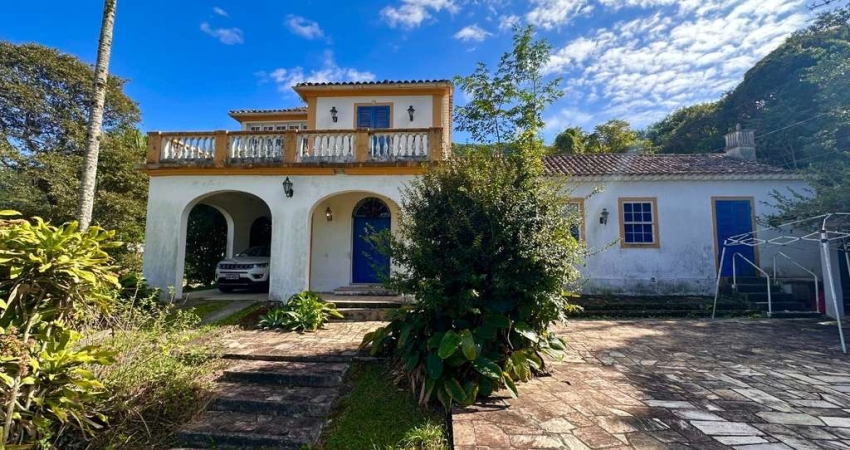 Casa para Venda em Florianópolis, Lagoa Da Conceição, 5 dormitórios, 1 suíte, 5 banheiros, 2 vagas