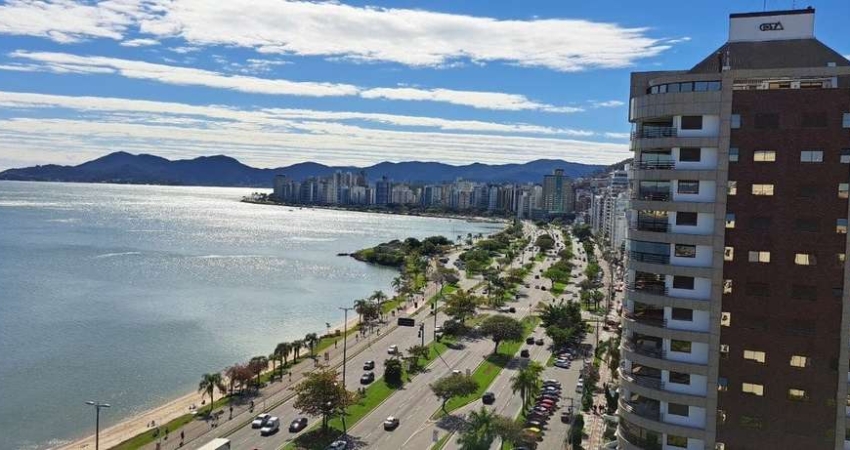 Apartamento para Venda em Florianópolis, Centro, 2 dormitórios, 1 suíte, 2 banheiros, 1 vaga